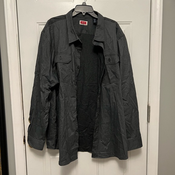 Button down - Picture 5 of 5